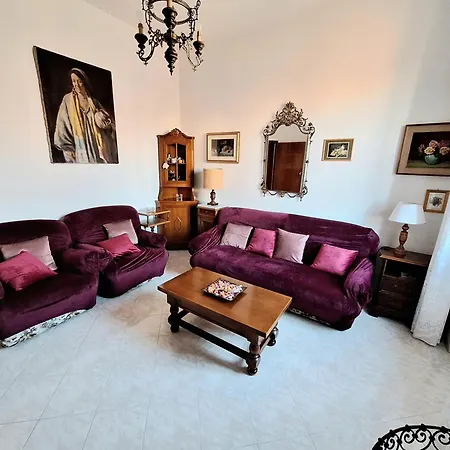 Casa Maria Vista Montagna In Zona アパート