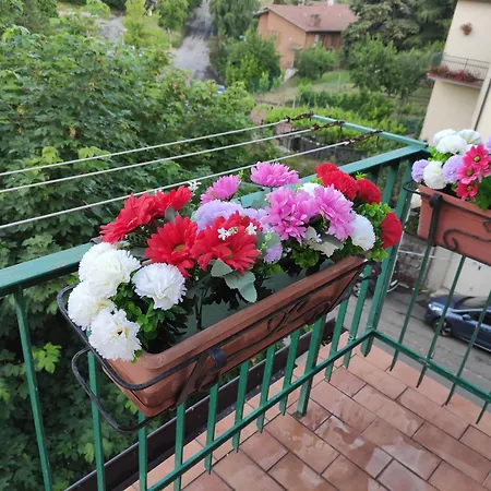 Casa Maria Vista Montagna In Zona * カステル・デル・ピアーノ