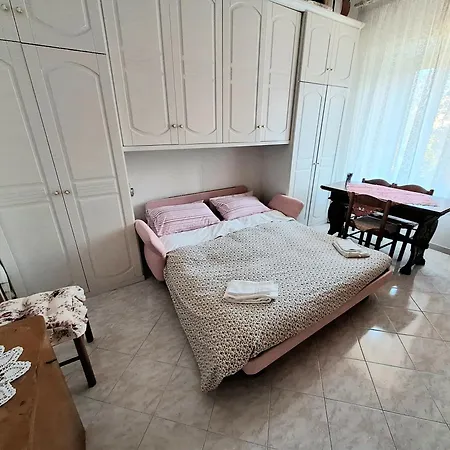 Casa Maria Vista Montagna In Zona