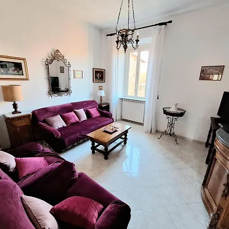 Daire Casa Maria Vista Montagna In Zona